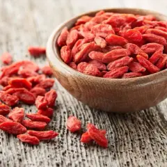 Jak i kiedy przycinać jagody goji? Poradnik do obfitych zbiorów