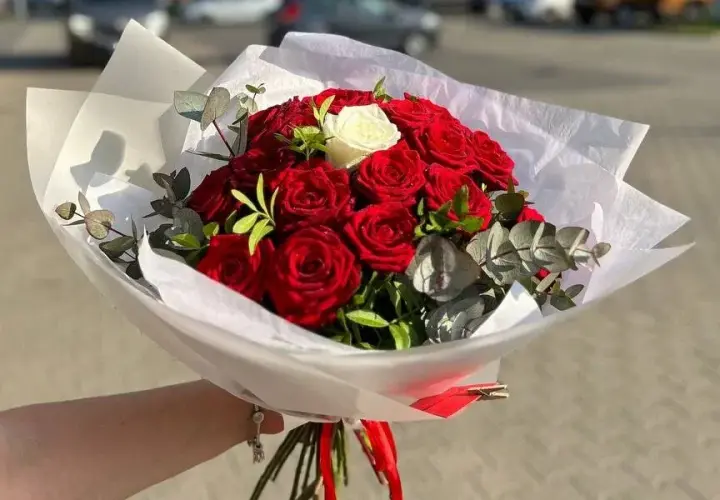Kwiaty na Walentynki: Wybierz idealny bukiet i wyraź swoje uczucia